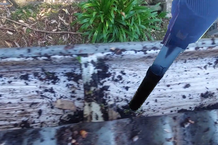 
A blower becomes the go-to tool for nowra gutter cleaner in dealing with small debris within guttering.